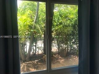 WASHINGTON AVE CONDO - Residential