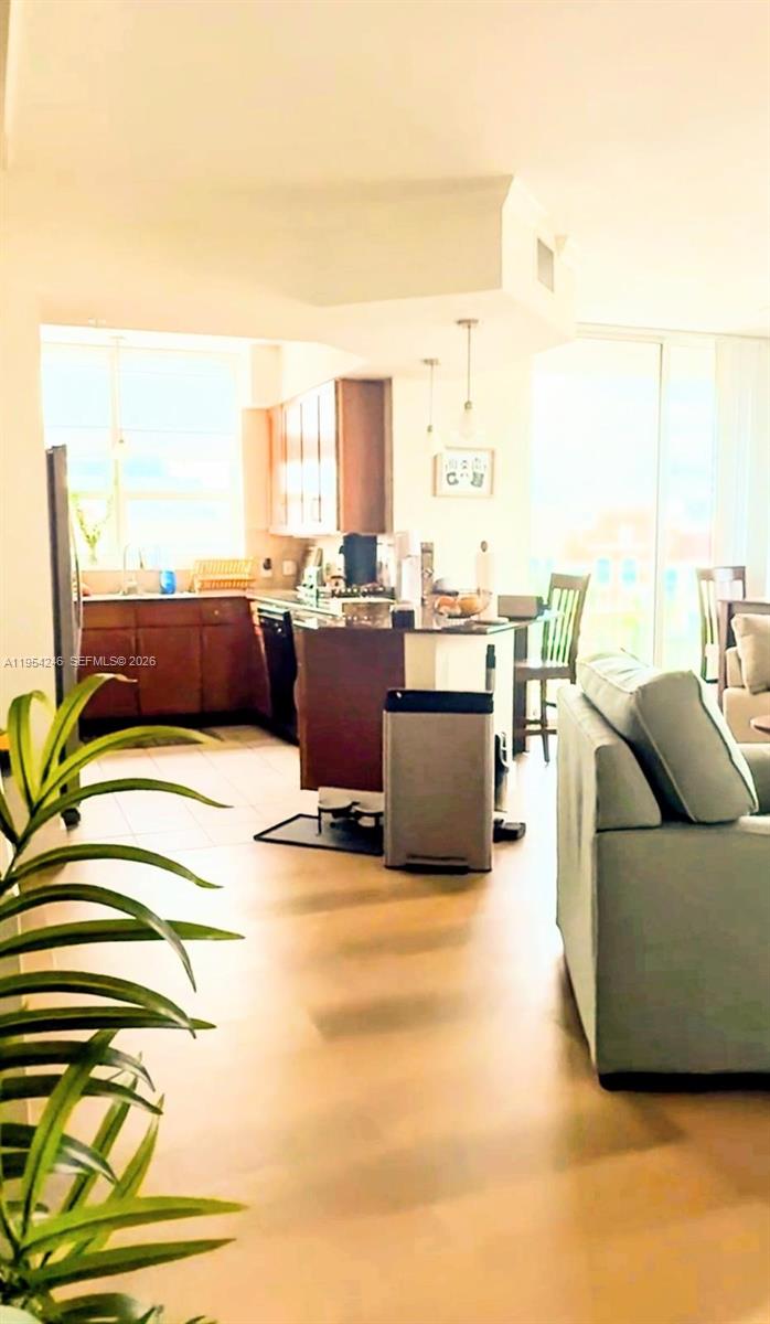 CITE CONDO - Residential