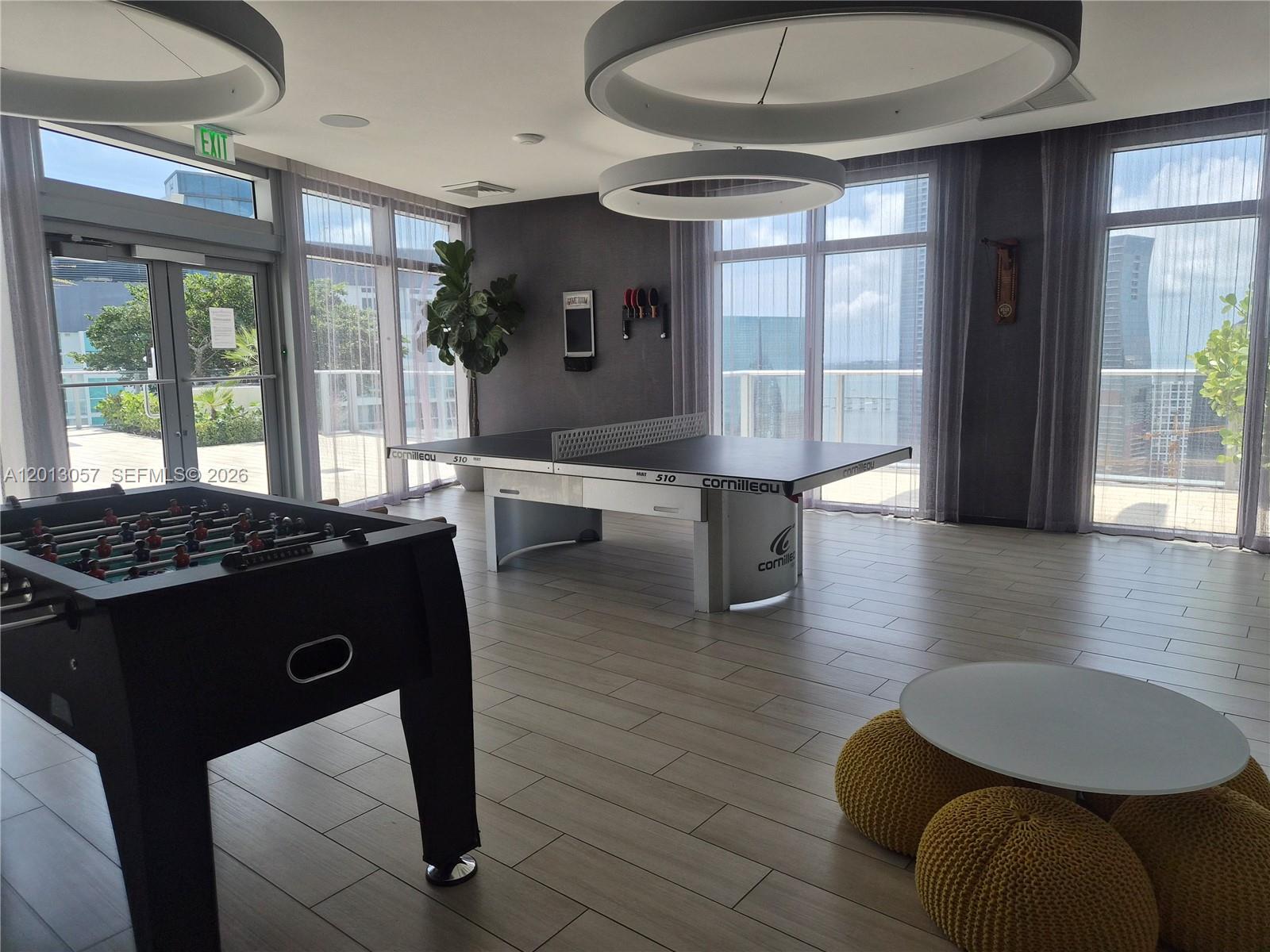 1100 MILLECENTO RESIDENCE - Residential Lease