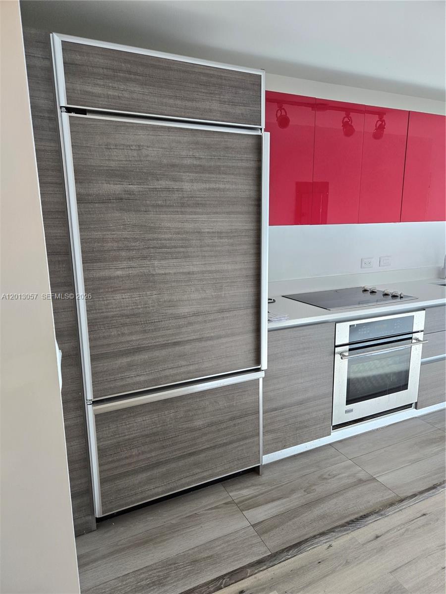 1100 MILLECENTO RESIDENCE - Residential Lease