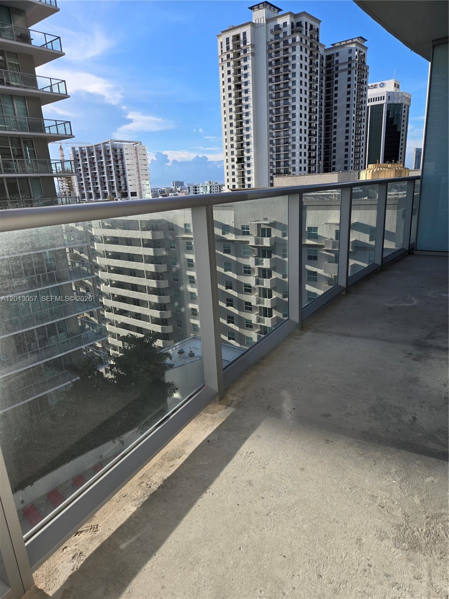 1100 MILLECENTO RESIDENCE - Residential Lease