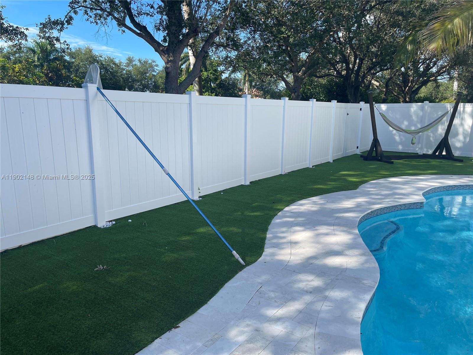 SUNSET LAKES PLAT TWO - Residential