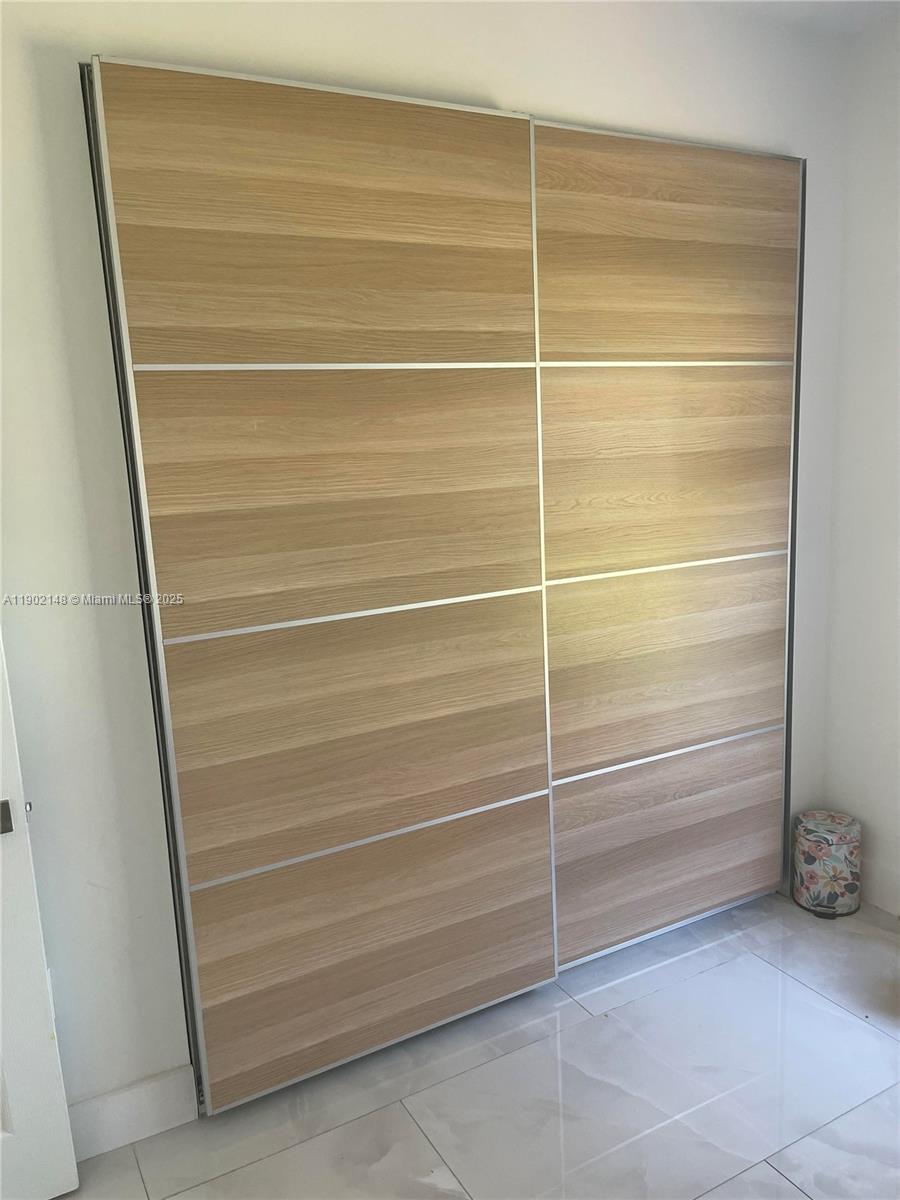 SUNSET LAKES PLAT TWO - Residential