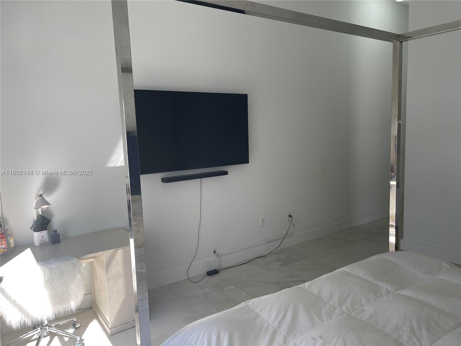 SUNSET LAKES PLAT TWO - Residential