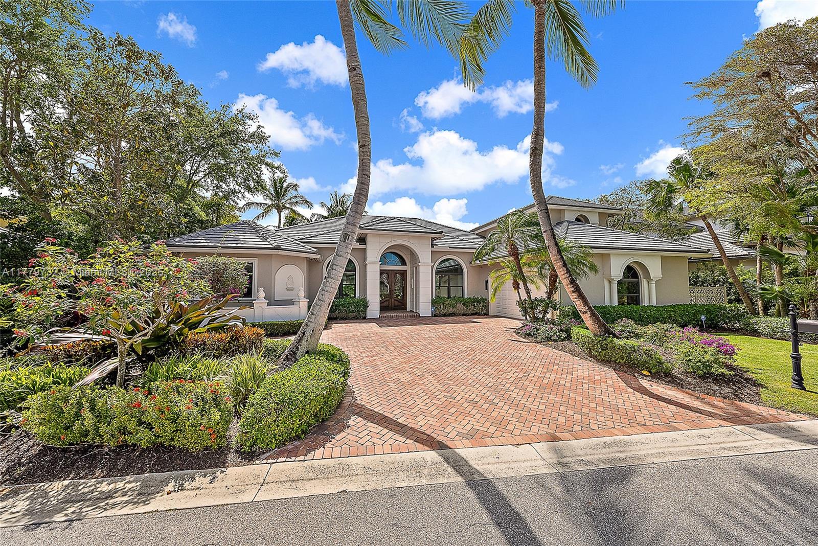Islands of Jupiter - Residential
