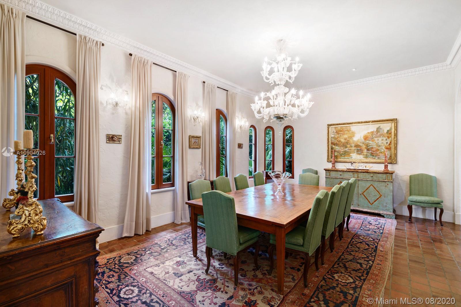 LEAFY WAY - Residential