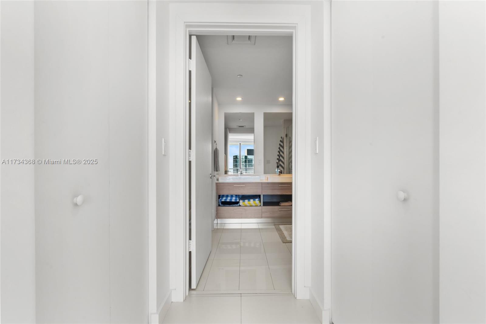 1300 S MIAMI AVENUE CONDO - Residential