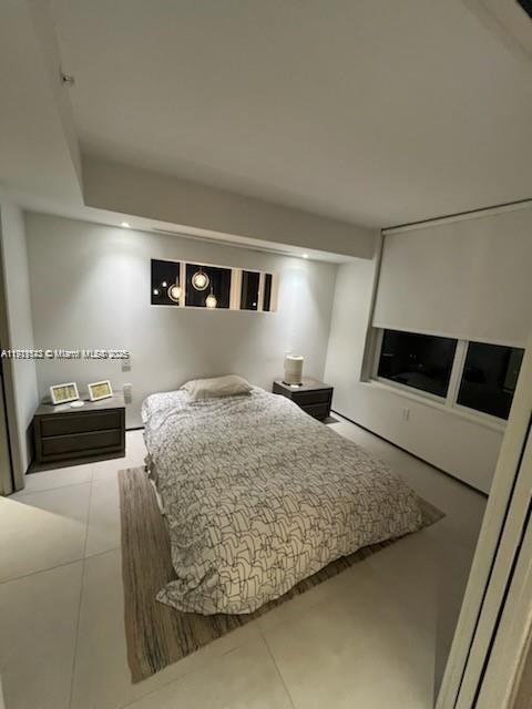 GROVE SQUARE CONDO - Residential Lease