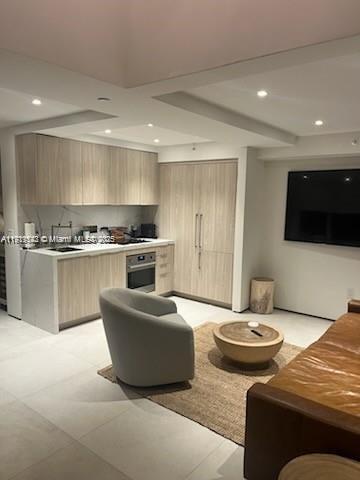 GROVE SQUARE CONDO - Residential Lease