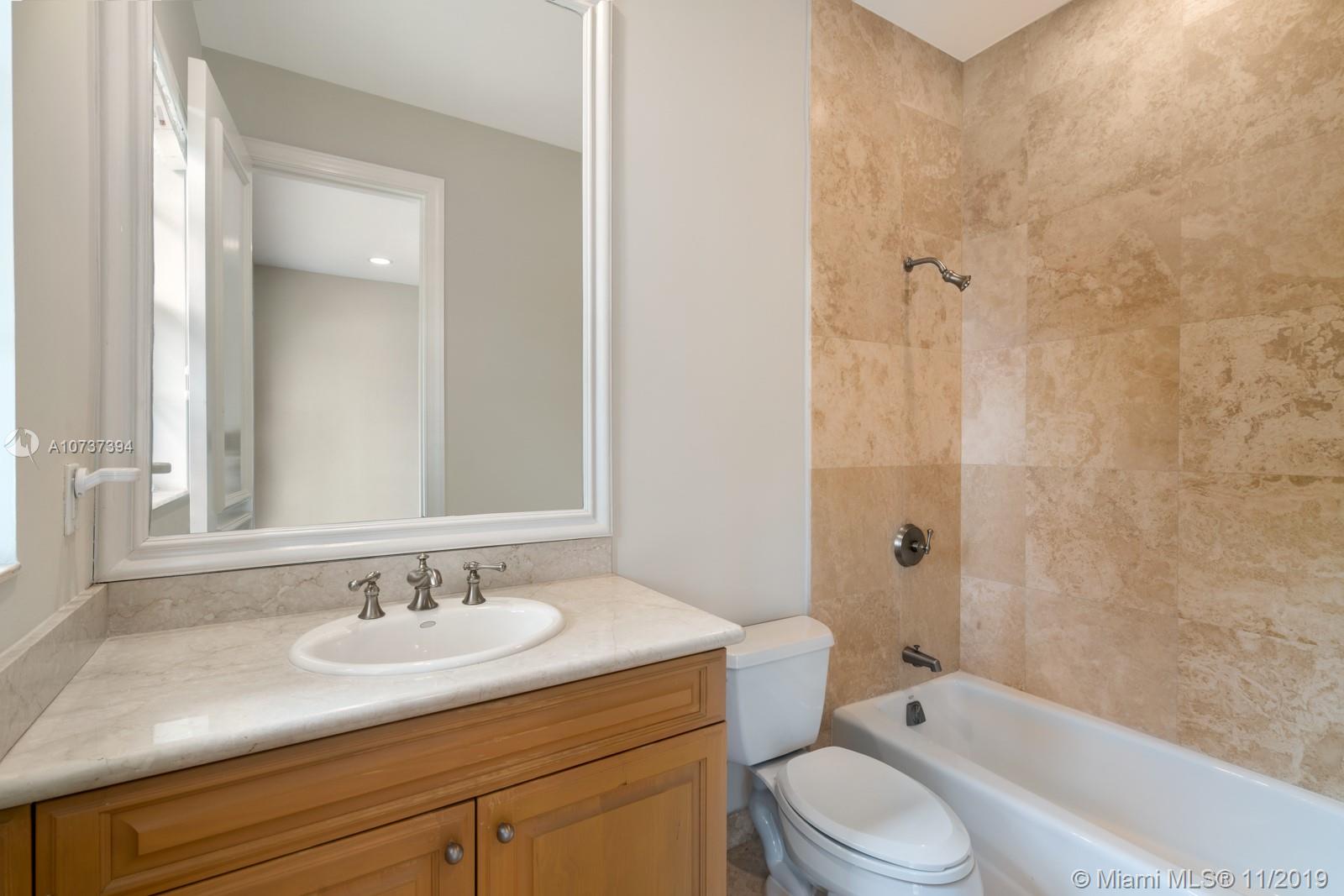 GOLDEN BEACH SEC F - Residential