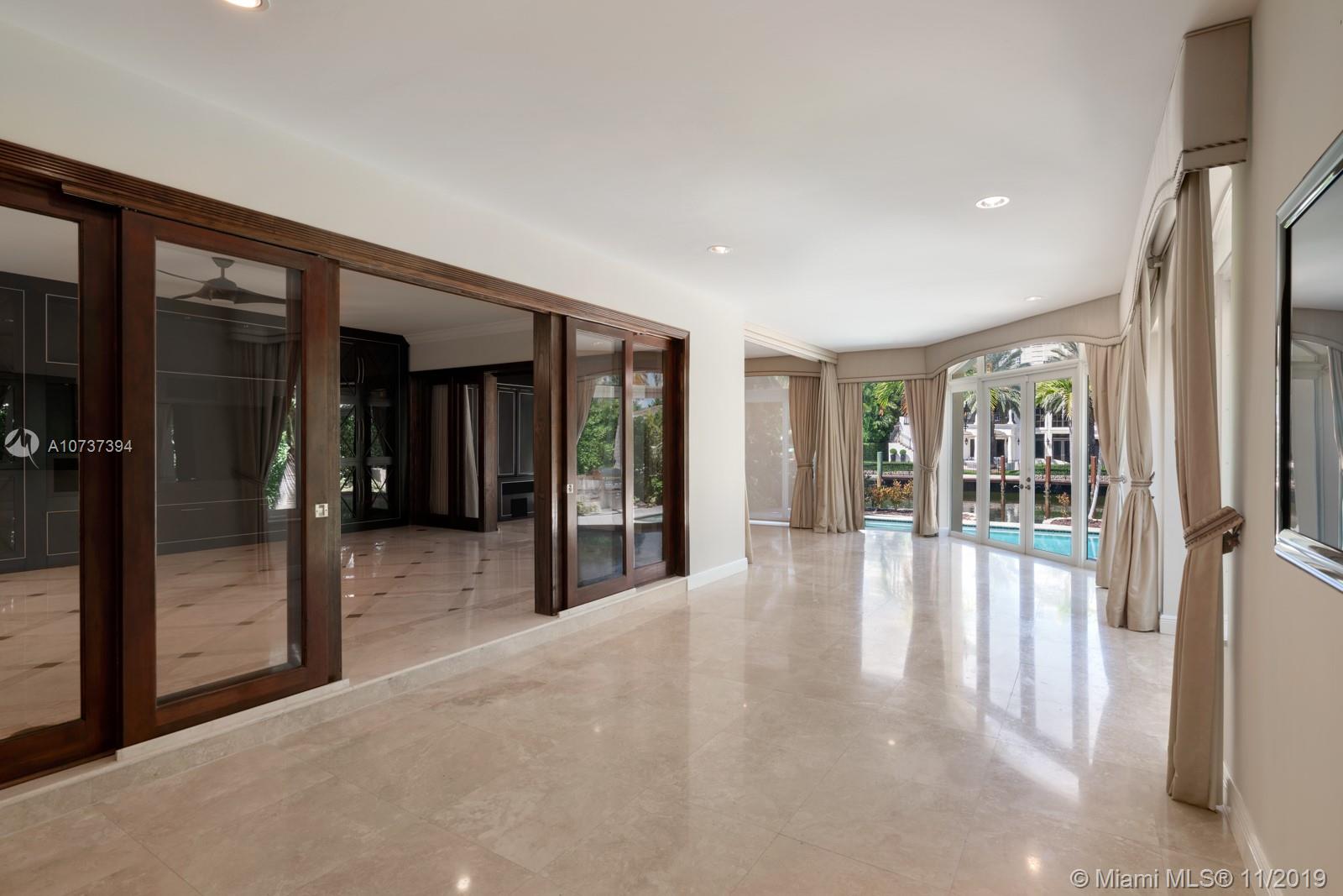 GOLDEN BEACH SEC F - Residential