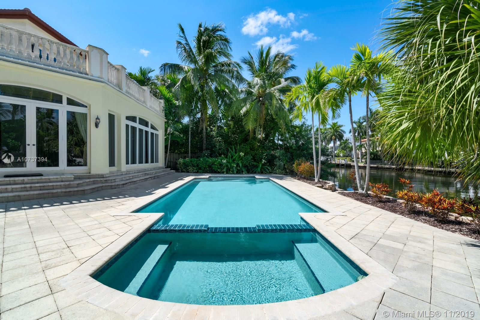 GOLDEN BEACH SEC F - Residential