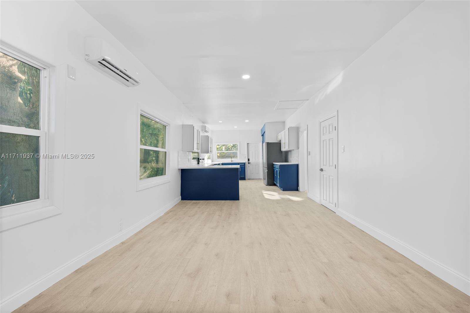 LAKE WORTH TOWN OF - Residential