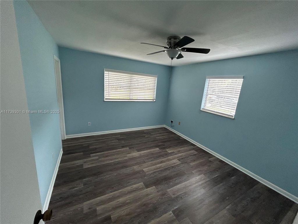 Photo of 2309 Oak Dr #2309, Fort Pierce, FL 34949 (MLS # A11739301)