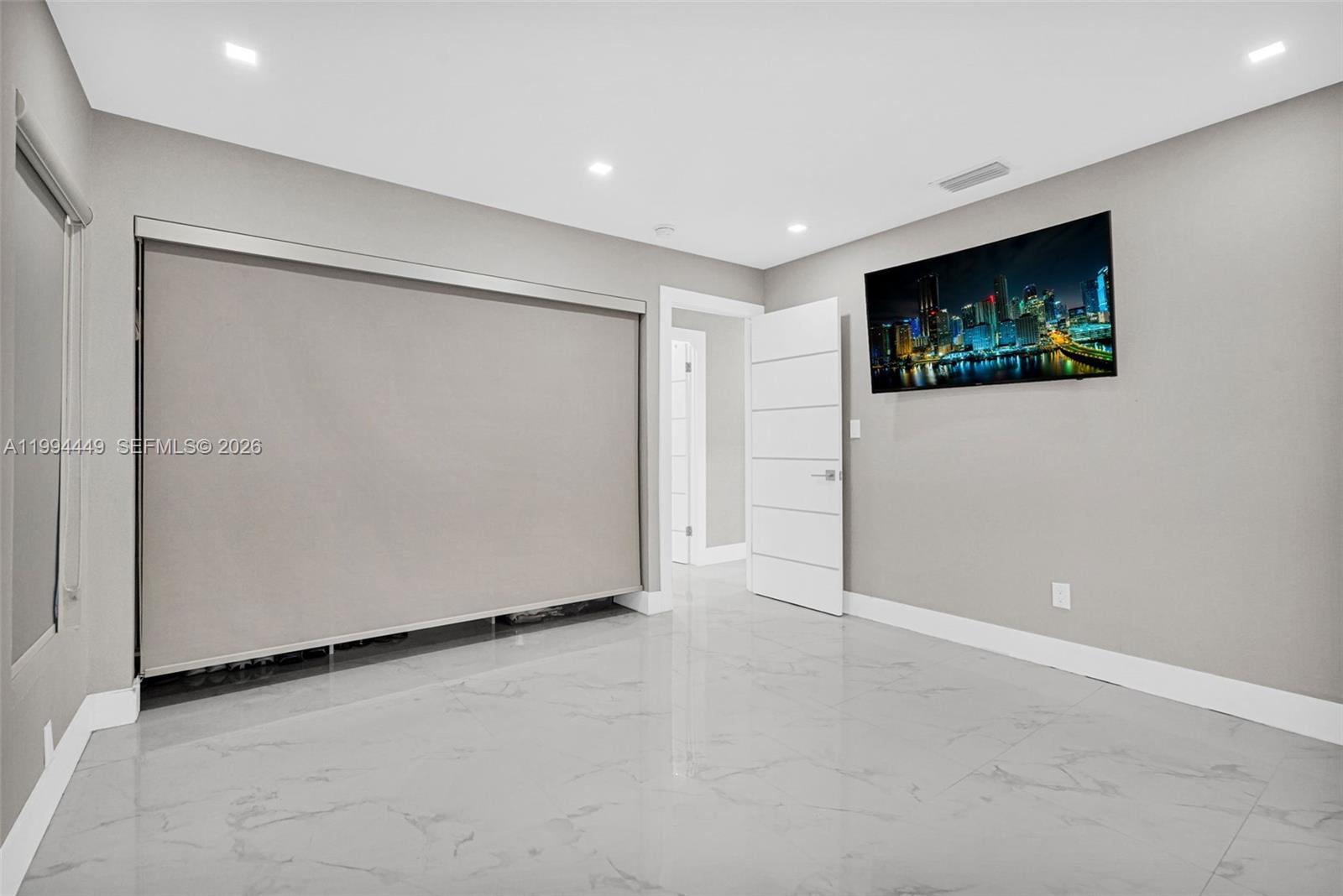 SAN SEBASTIAN UNIT NO 5 - Residential Lease