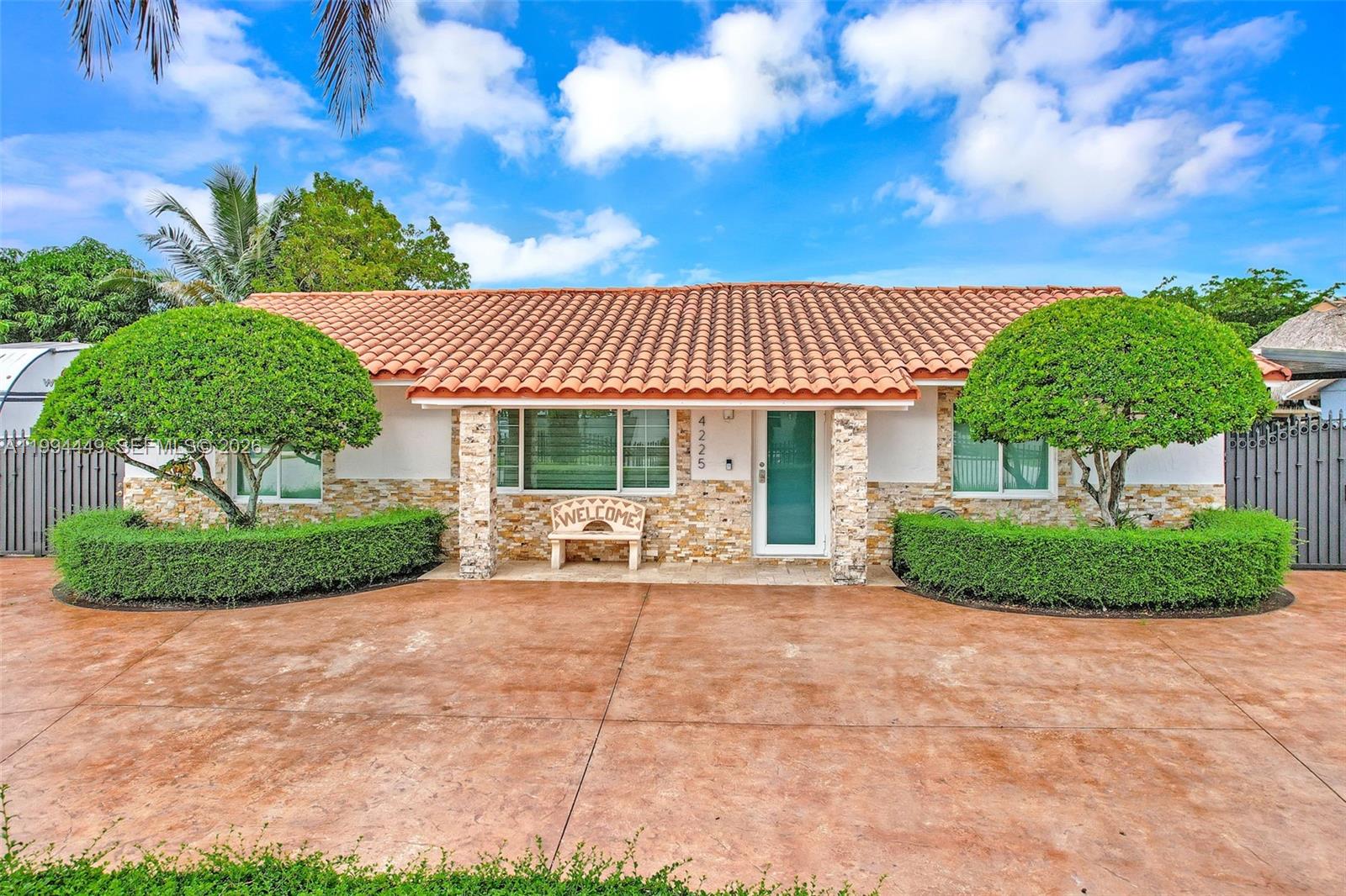 SAN SEBASTIAN UNIT NO 5 - Residential Lease