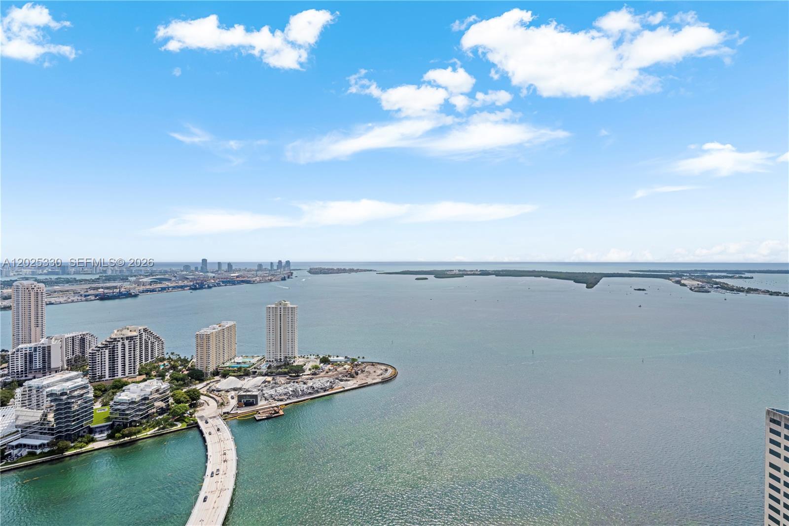 THE PLAZA 851 BRICKELL CO - Residential