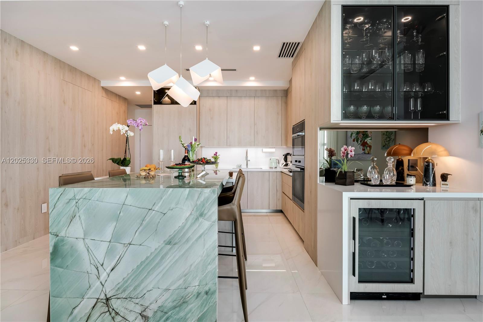 THE PLAZA 851 BRICKELL CO - Residential