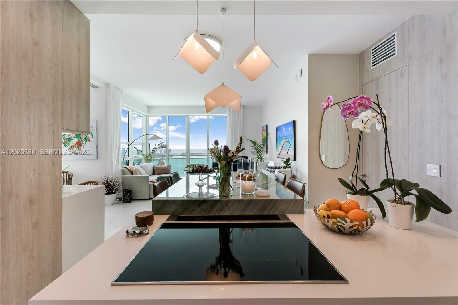 THE PLAZA 851 BRICKELL CO - Residential