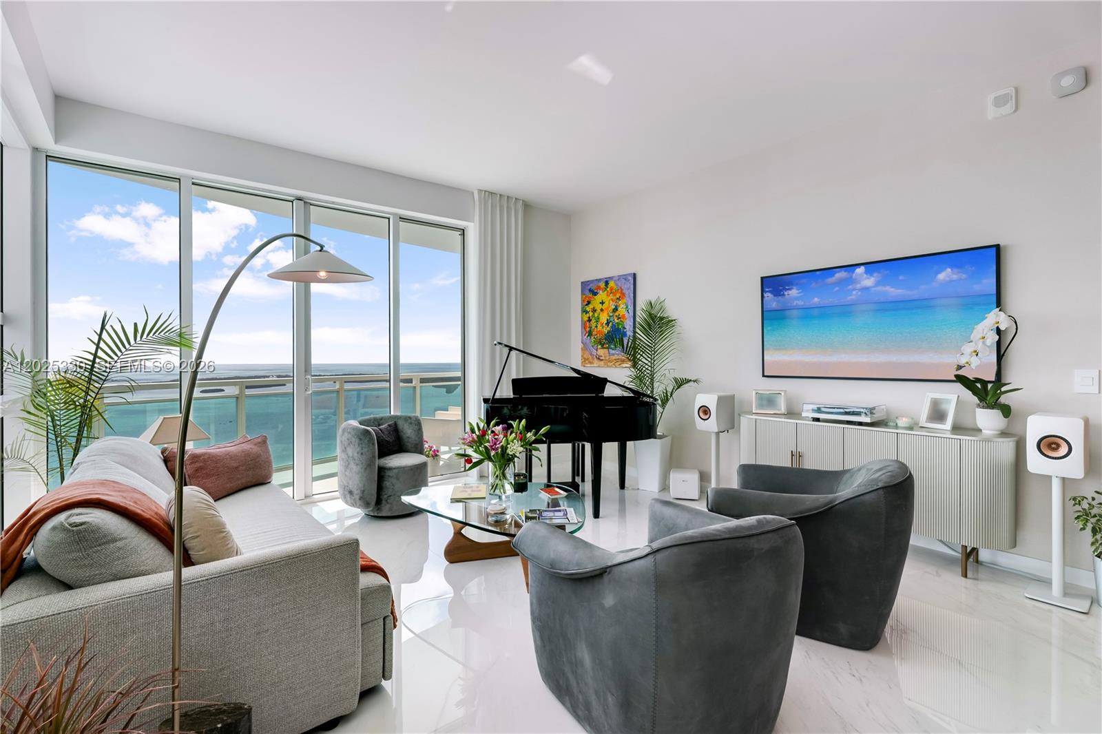 THE PLAZA 851 BRICKELL CO - Residential