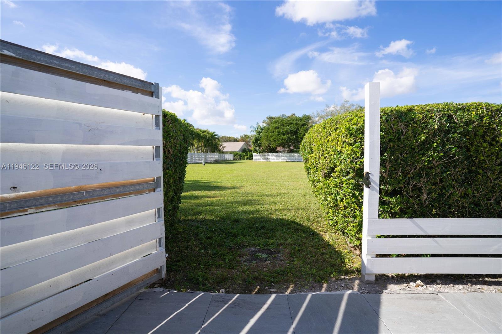 COUNTRY WALK SEC 4 - Residential