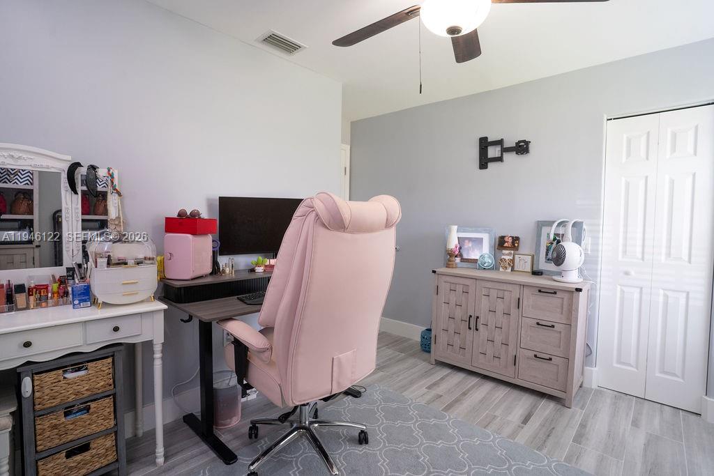 COUNTRY WALK SEC 4 - Residential