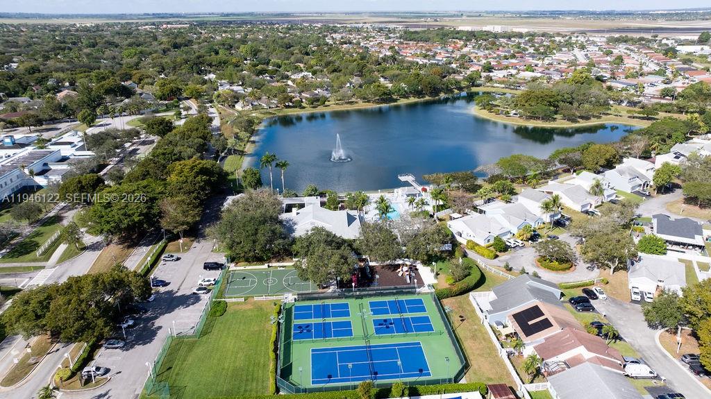 COUNTRY WALK SEC 4 - Residential