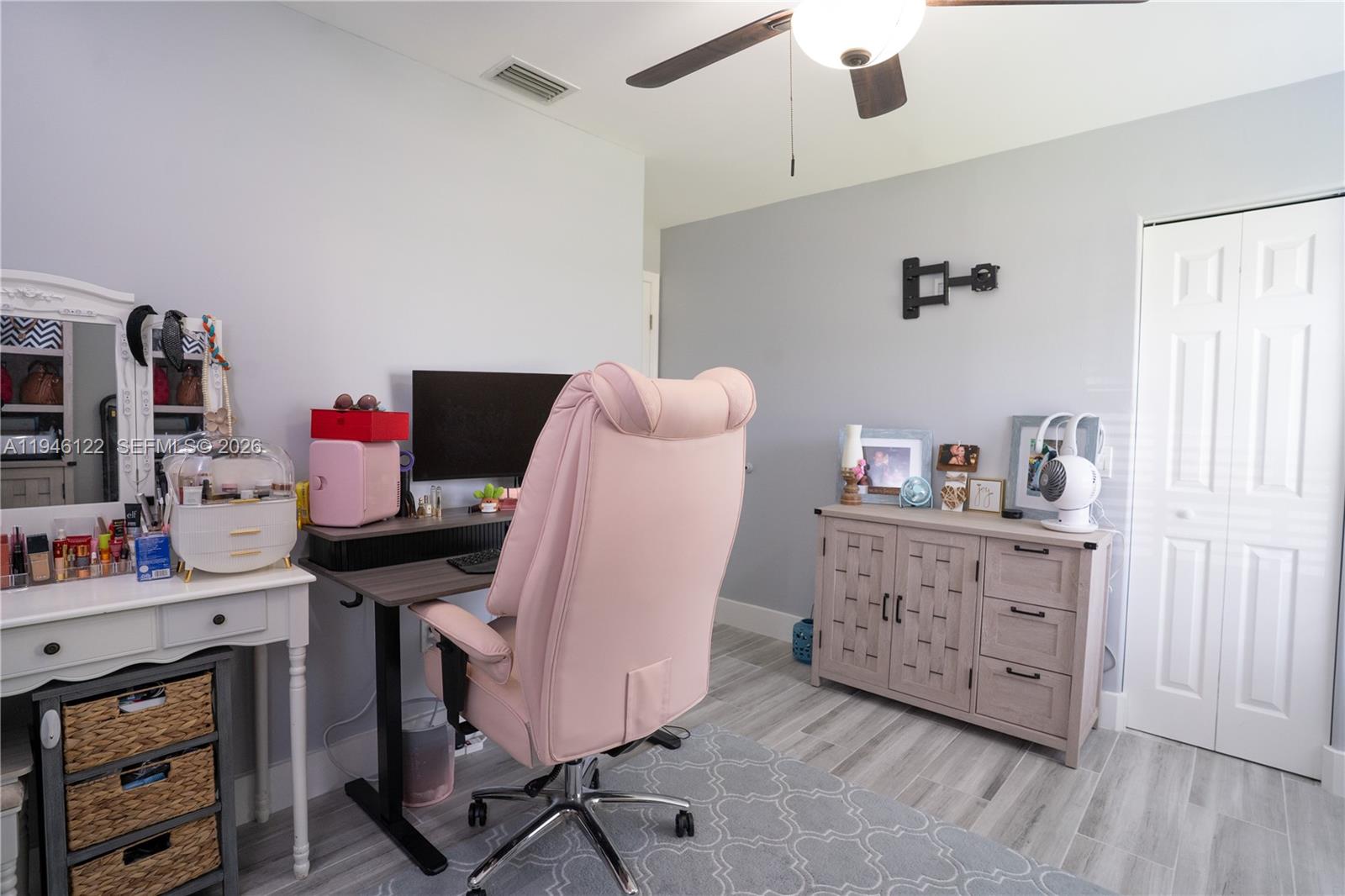 COUNTRY WALK SEC 4 - Residential