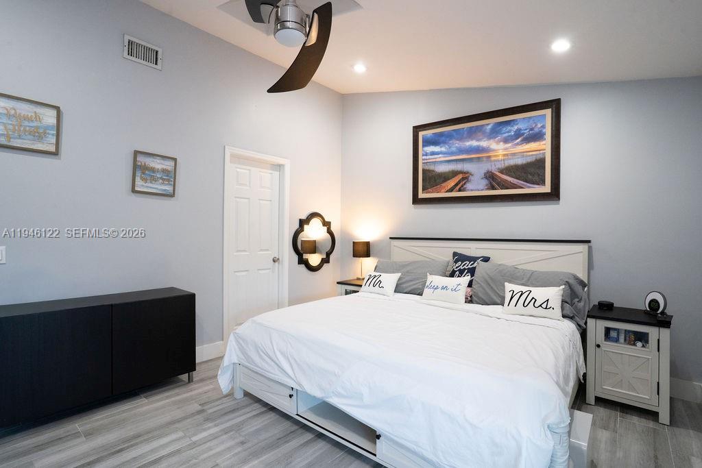 COUNTRY WALK SEC 4 - Residential