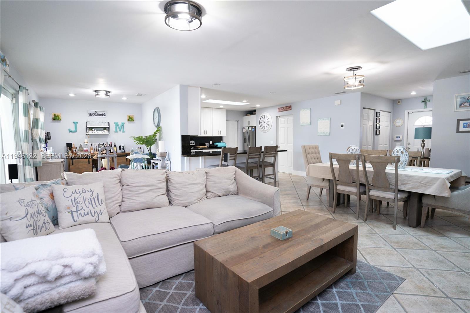 COUNTRY WALK SEC 4 - Residential