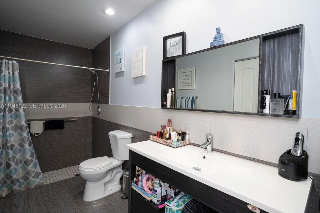 COUNTRY WALK SEC 4 - Residential