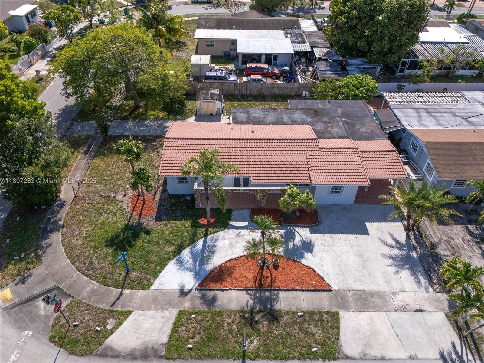 19704 NW 48th Ct