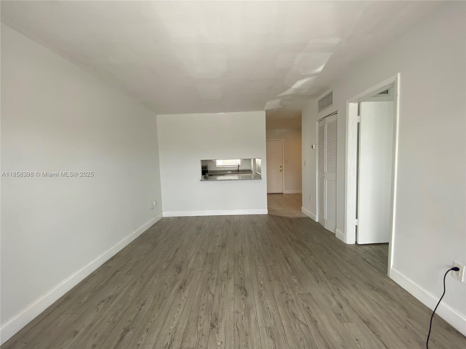 MARGATE VILLAGE PHASE II - Residential Lease