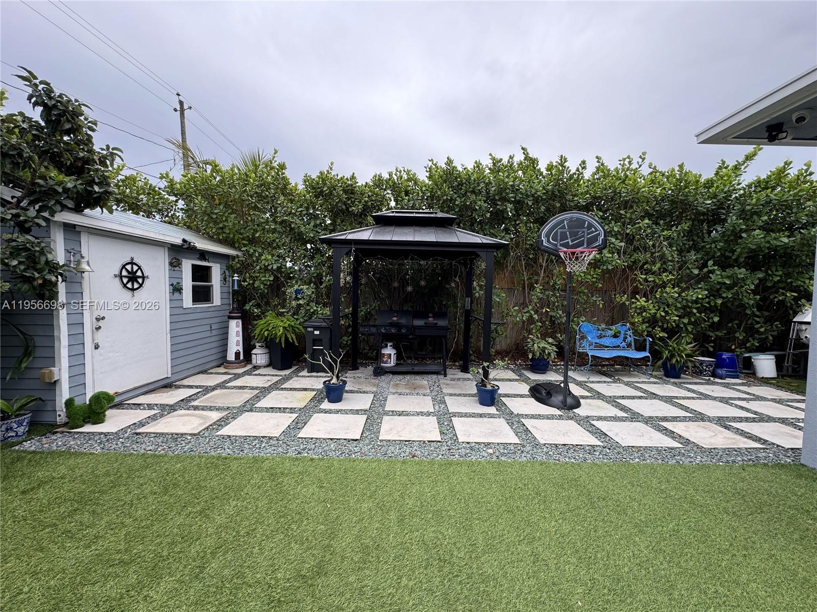 FAIRLAWN PARK - Residential