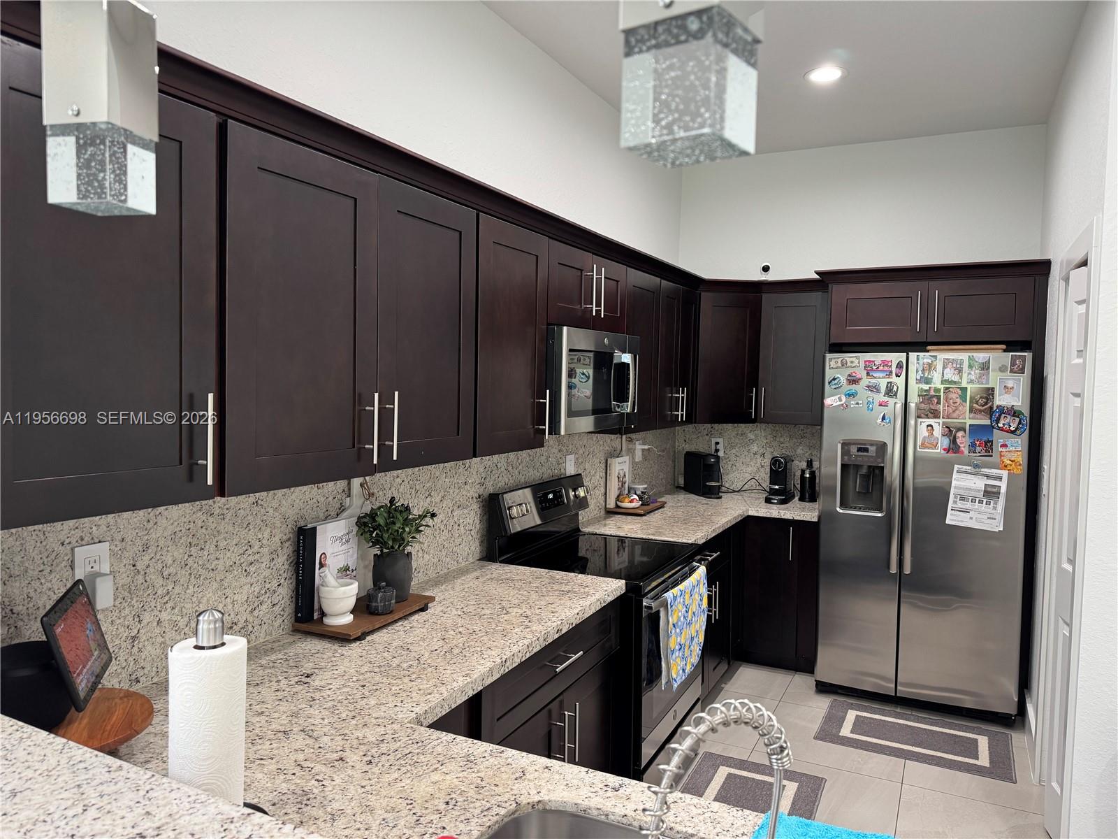 FAIRLAWN PARK - Residential