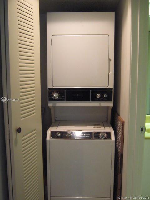 IVANHOE EAST AT CENTURY V - Residential