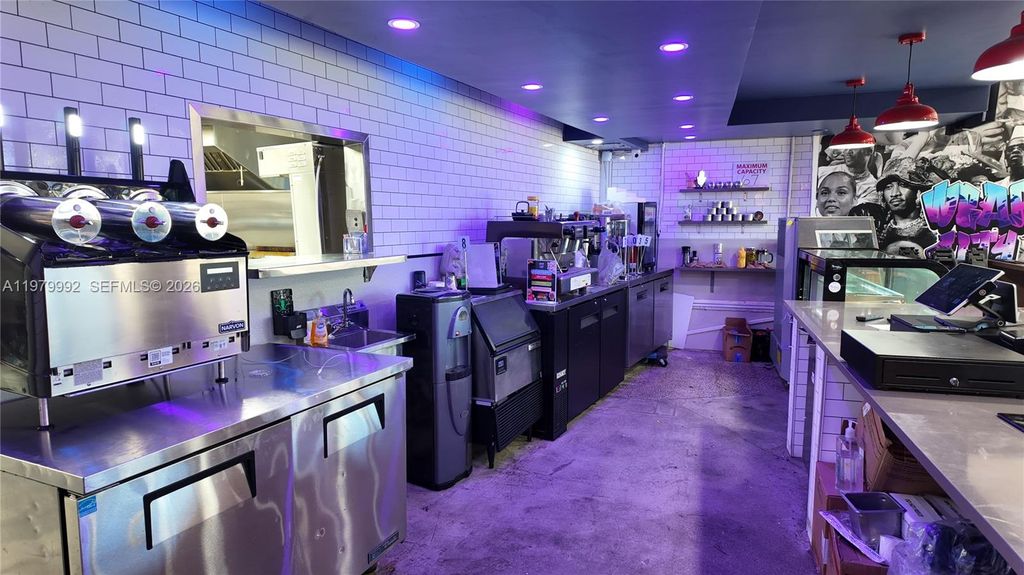 Photo of 900 NW 6th St, Fort Lauderdale, FL 33311 (MLS # A11979992)