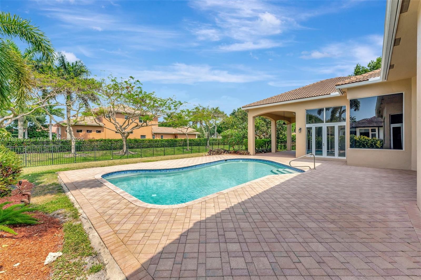 KAPOK GROVE ESTATES - Residential Lease