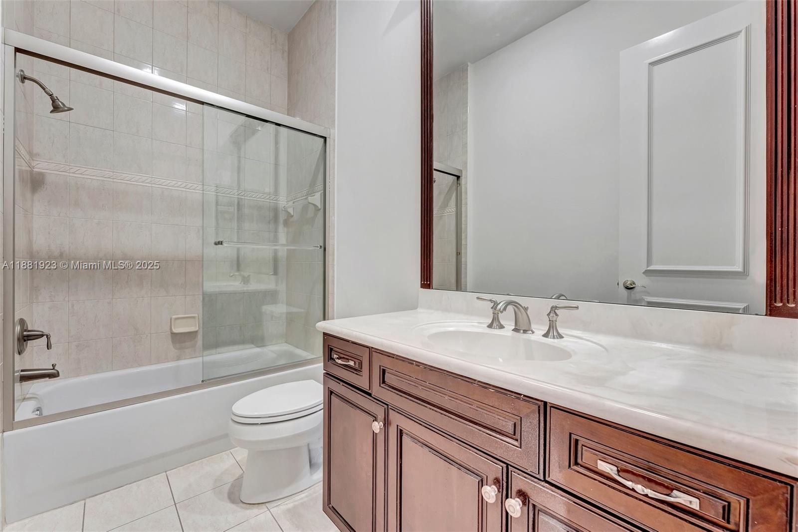 KAPOK GROVE ESTATES - Residential Lease
