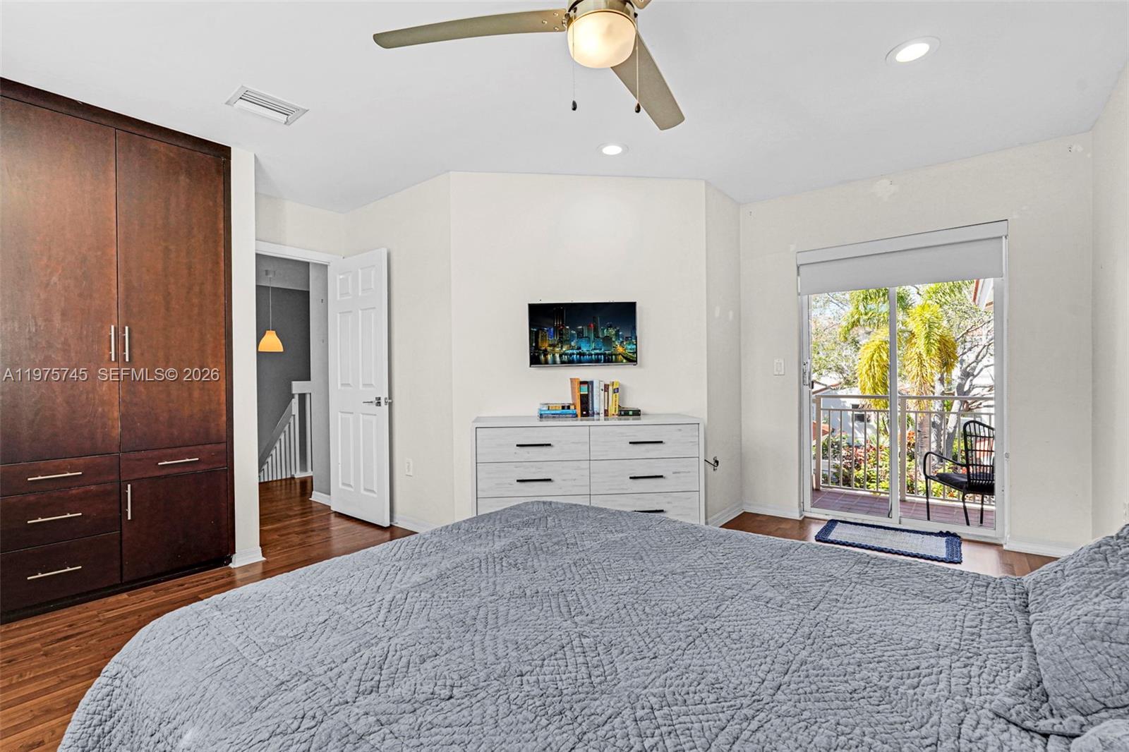 WEST LAKE VILLAGE PLAT - Residential