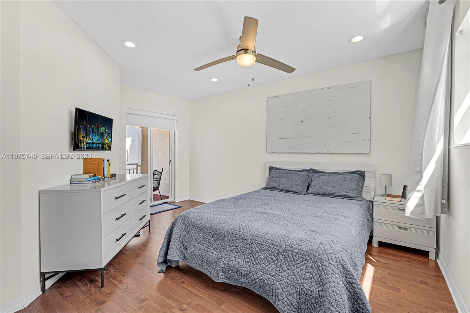 WEST LAKE VILLAGE PLAT - Residential