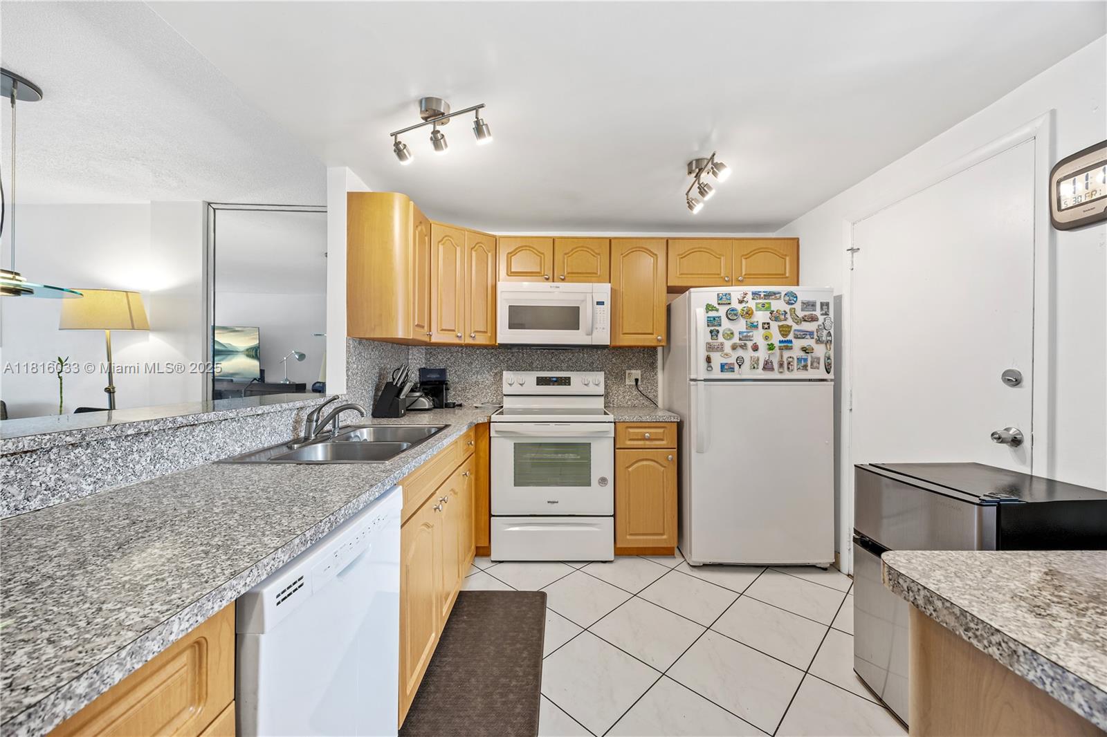 3550 NE 169th St 112