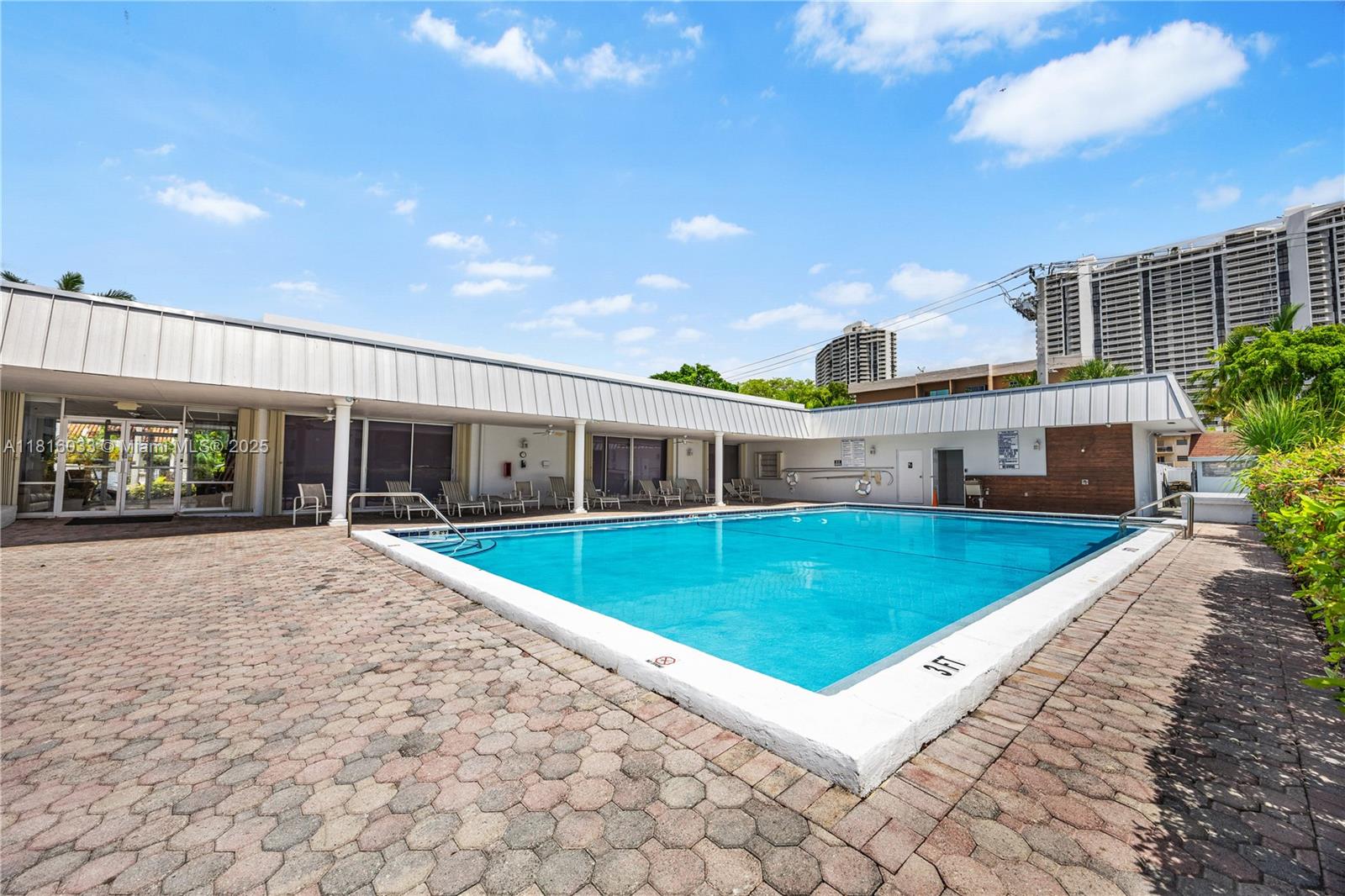 EDEN ISLES CONDO NO 6 - Residential