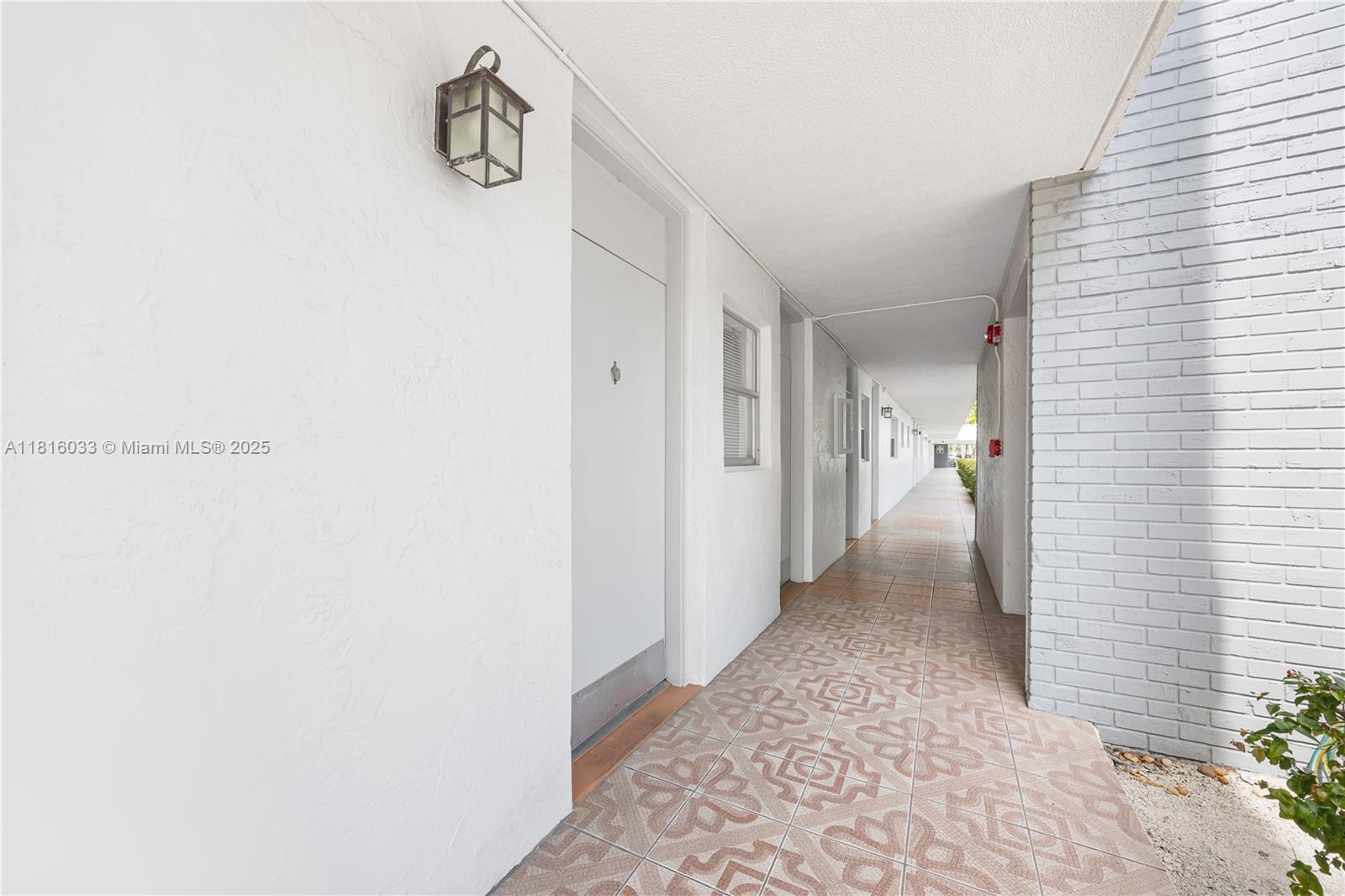 EDEN ISLES CONDO NO 6 - Residential
