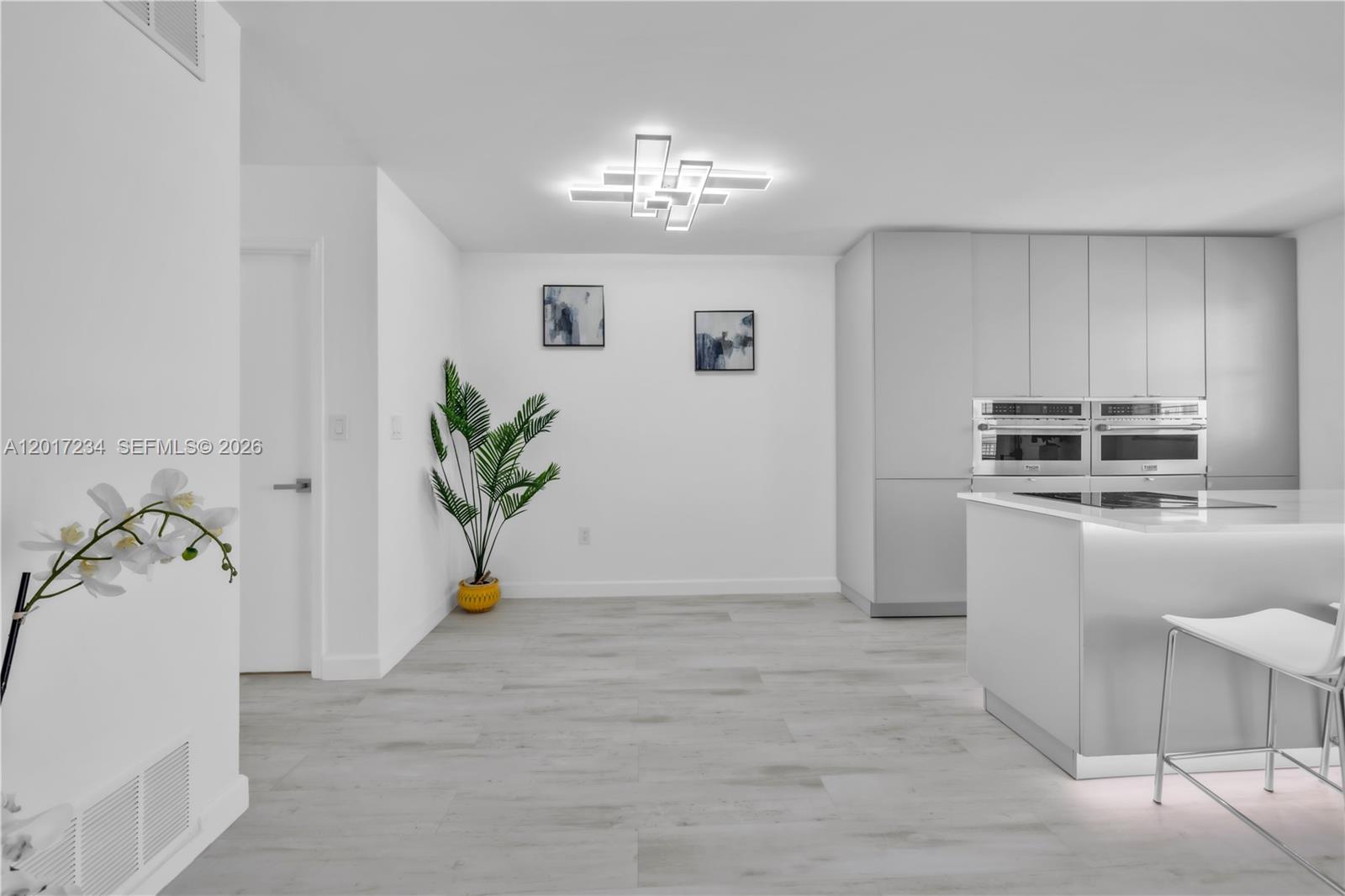 SUN HAVEN TOWERS CONDO - Residential