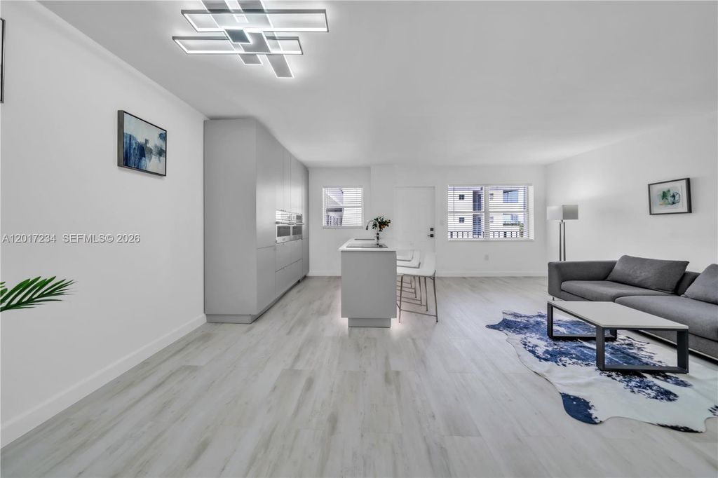 Photo of 1720 Jefferson St #511, Hollywood, FL 33020 (MLS # A12017234)