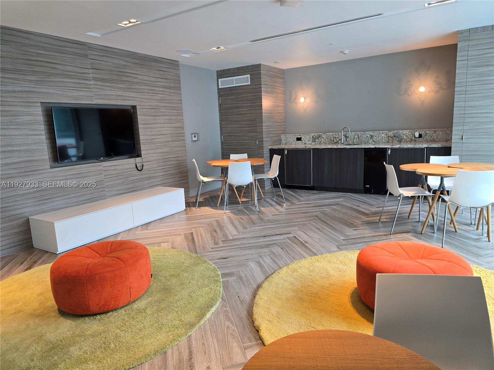 LE PARC AT BRICKELL CONDO - Residential Lease