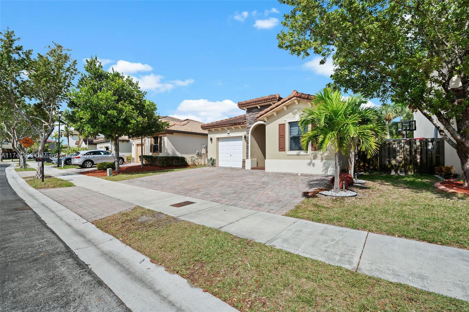 LAKES BY THE BAY FAYE REP - Residential