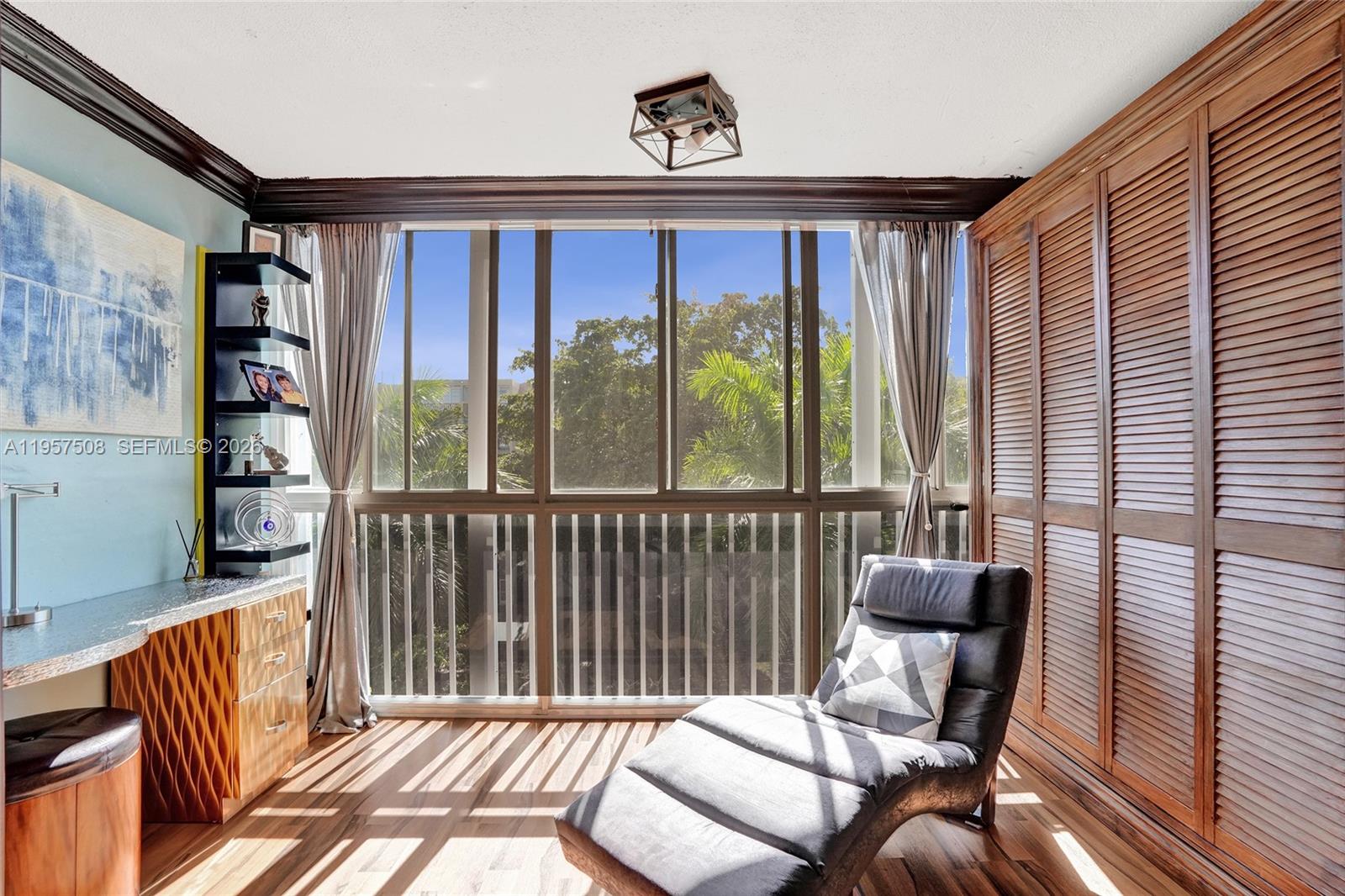 MEADOWBROOK CONDO APTS BL - Residential