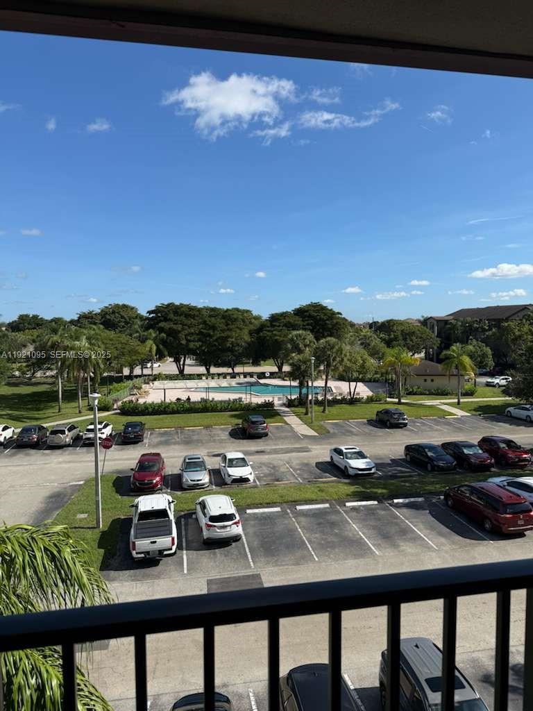 View photos, virtual tours, details... 950 SW 138th Ave 409B